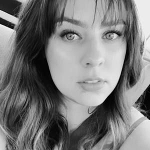 Meet your Posher, Karina